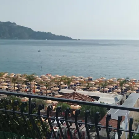 Lägenhet Orama Front Sea Giardini Naxos