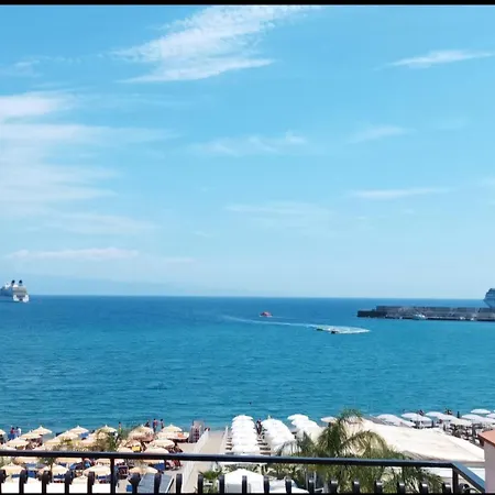 Apartman Orama Front Sea *